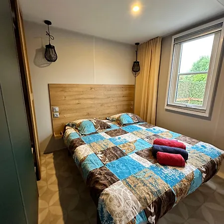 Mobile-home Tout Equipe Avec Jacuzzi *