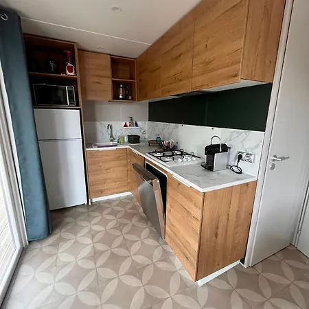 Mobile-home Tout Equipe Avec Jacuzzi Apartment *
